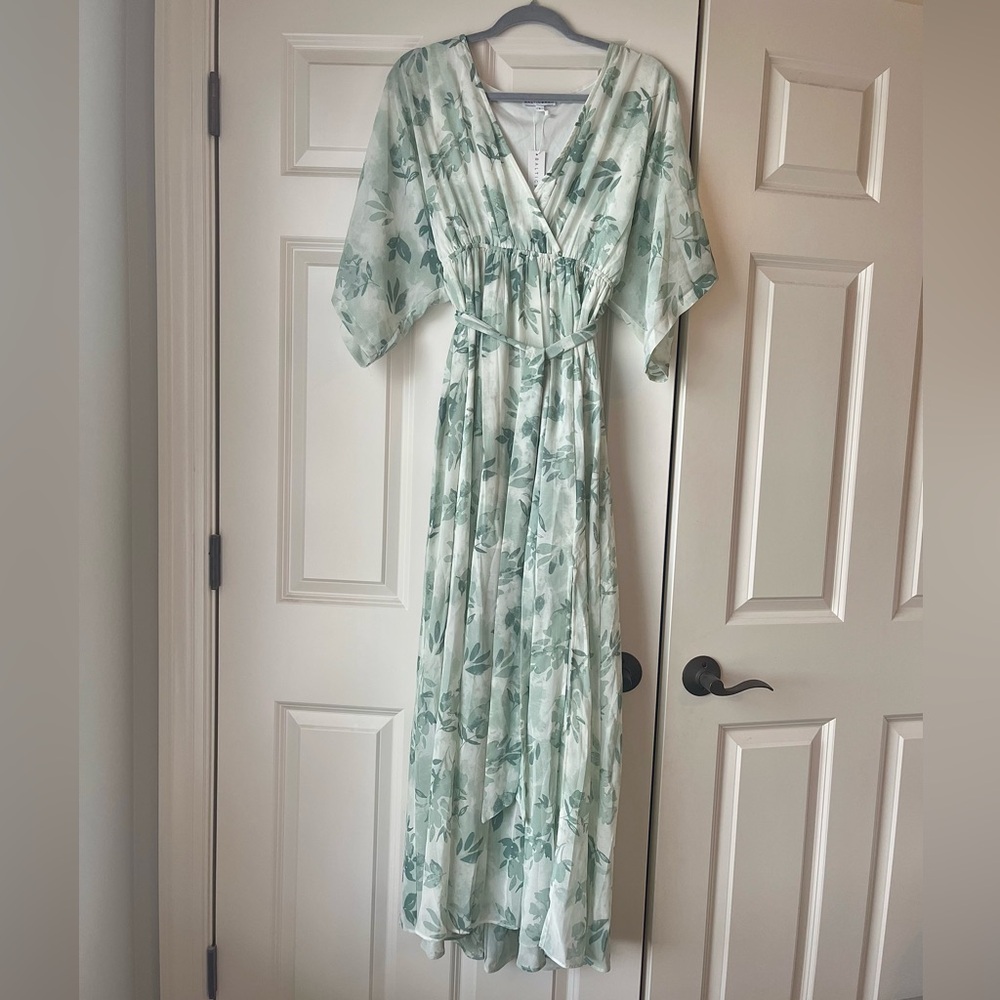 NWT Kia Sage Floral Kimono Maxi Dress